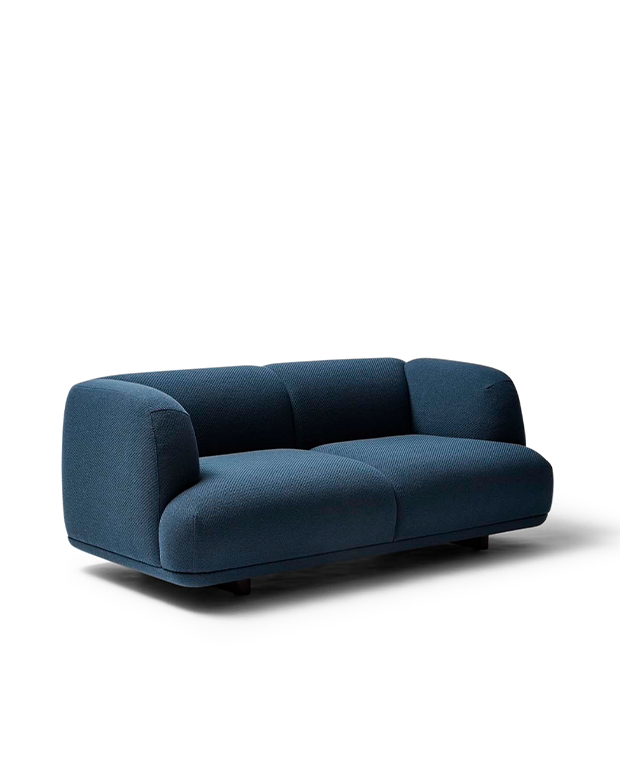 HOURS lounge